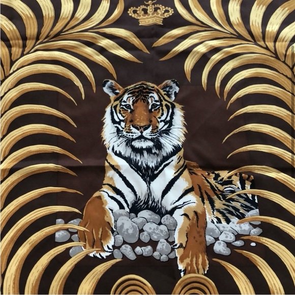 Authentic Hermes Silk Scarf 🧣 - Picture 3 of 7